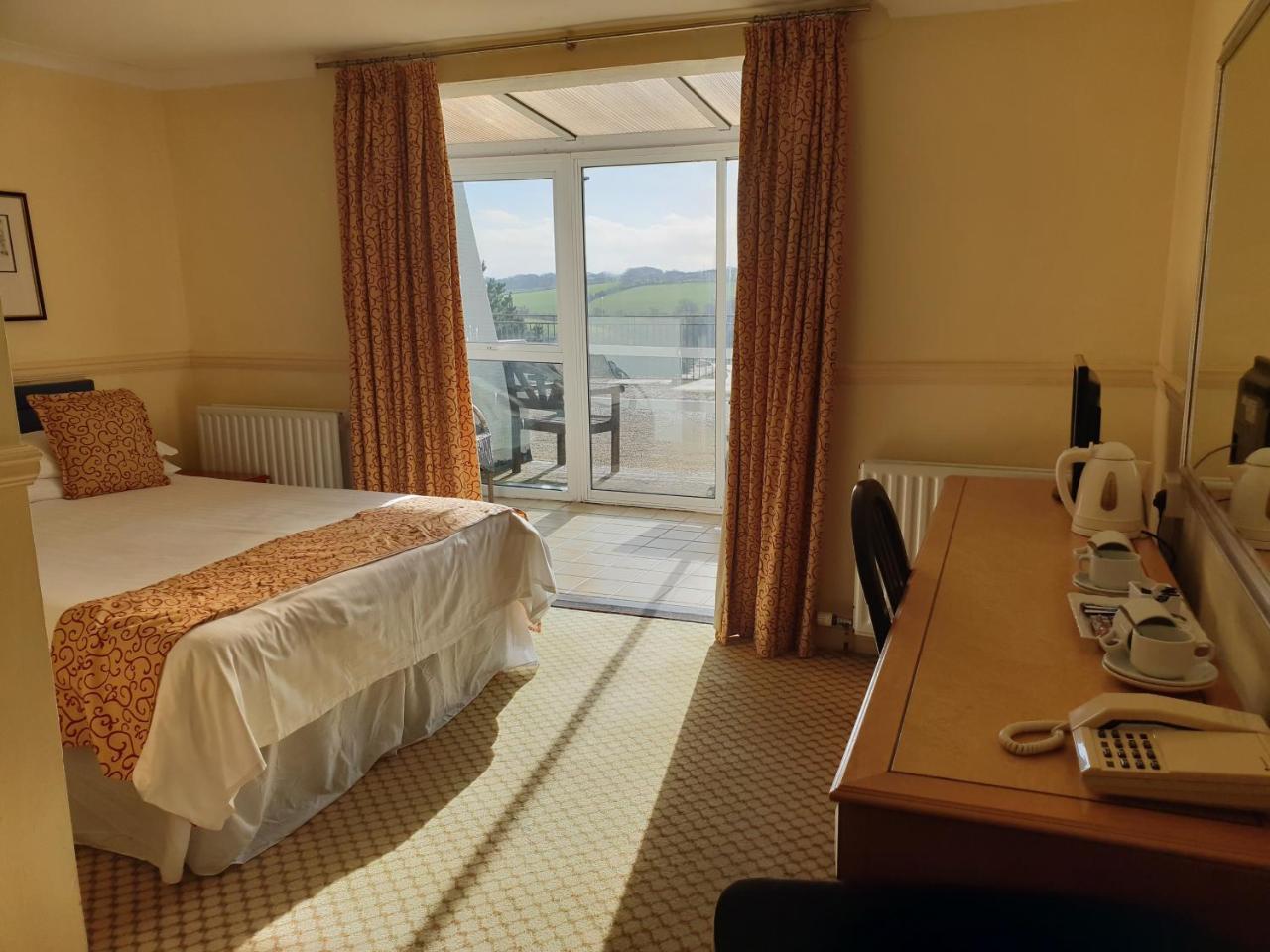 Hotel California New Quay エクステリア 写真